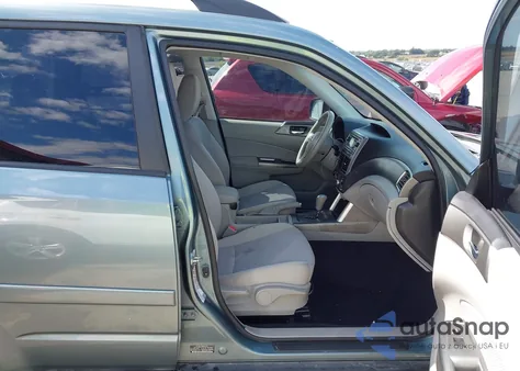 2012 Subaru Forester 2.5X Premium z USA, uszkodzony, nr VIN JF2SHBDC6CH443858